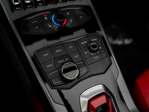 Used 2017 Lamborghini Huracan LP 580-2 RWD image 47