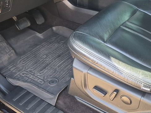 Used 2019 Ford F150 XLT w/ Equipment Group 302A Luxury AWD/4WD image 27