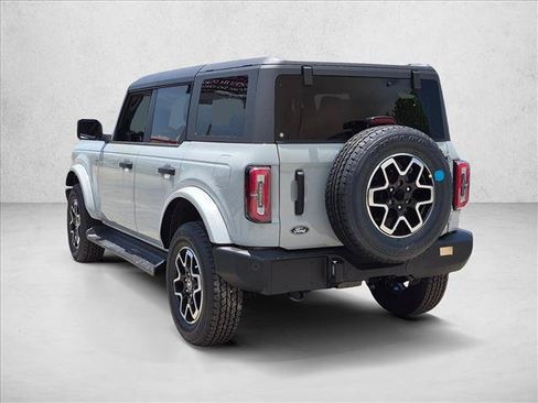 New 2026 Ford Bronco Outer Banks AWD/4WD image 8