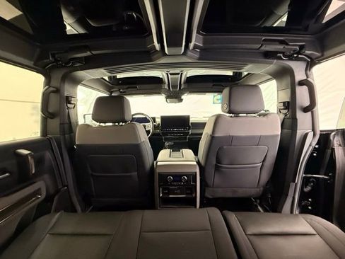 Used 2025 GMC Hummer EV 3X image 28