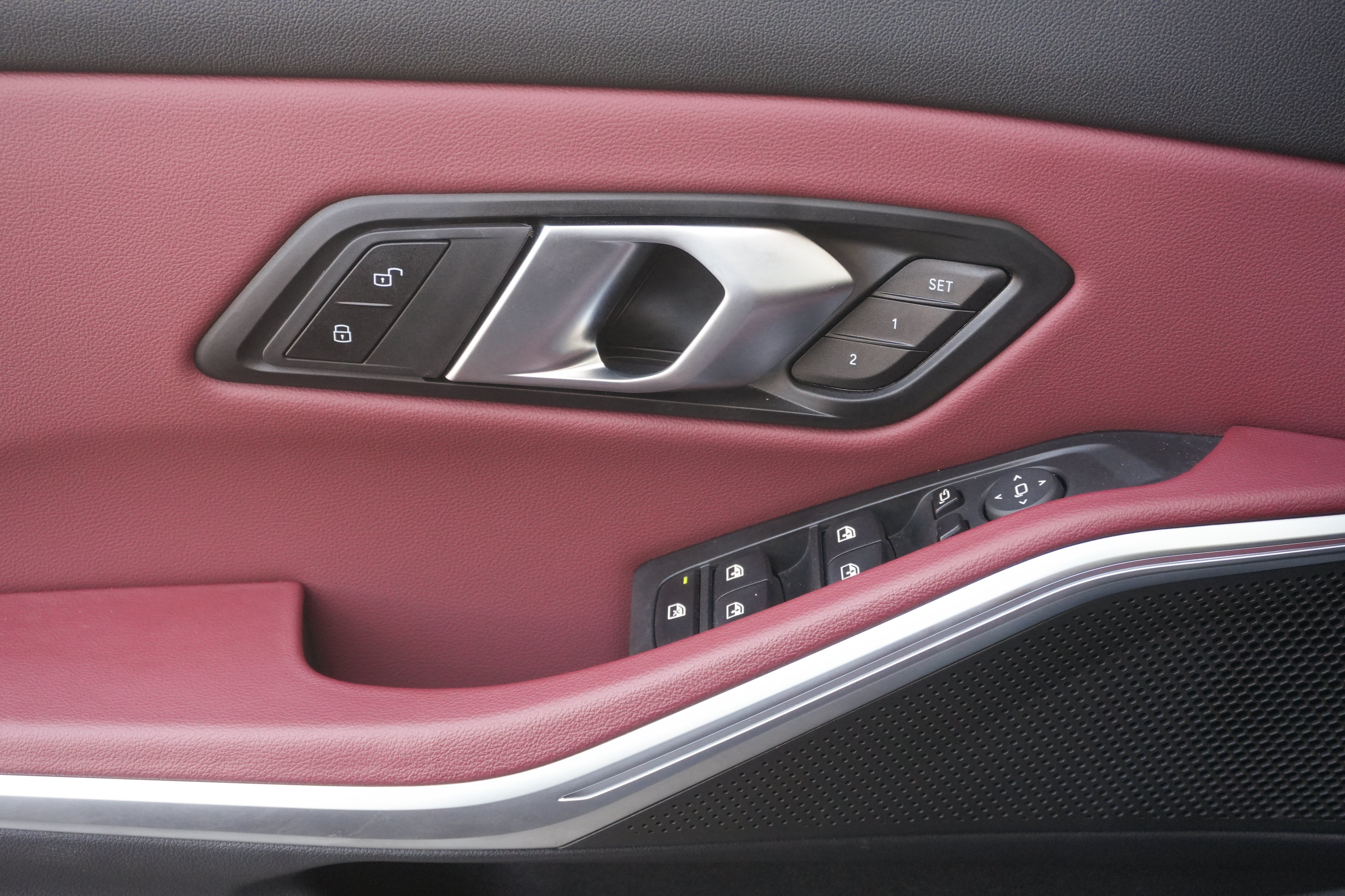 Certified 2025 BMW 330i Sedan RWD image 16