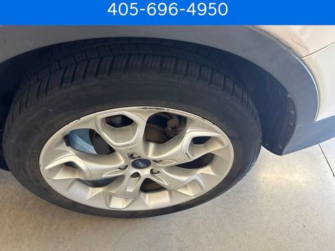 Used 2013 Ford Escape Titanium w/ Parking Technology Pkg AWD/4WD image 9