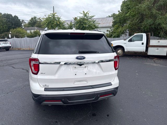 Used 2019 Ford Explorer XLT w/ Equipment Group 202A FWD image 6