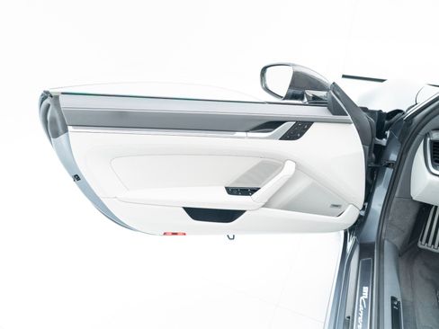 Certified 2025 Porsche 911 Carrera S RWD image 21