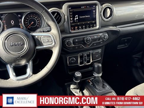 Used 2023 Jeep Gladiator Overland image 26