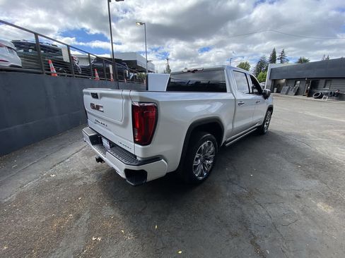 Used 2024 GMC Sierra 1500 Denali AWD/4WD image 6