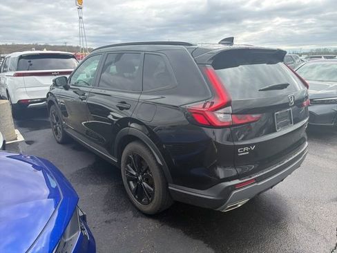 Used 2023 Honda CR-V Sport Touring image 3