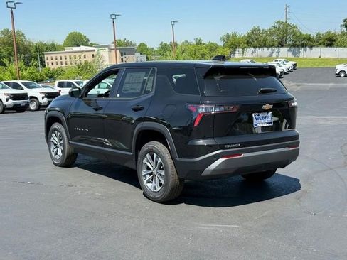 New 2026 Chevrolet Equinox LT FWD image 3