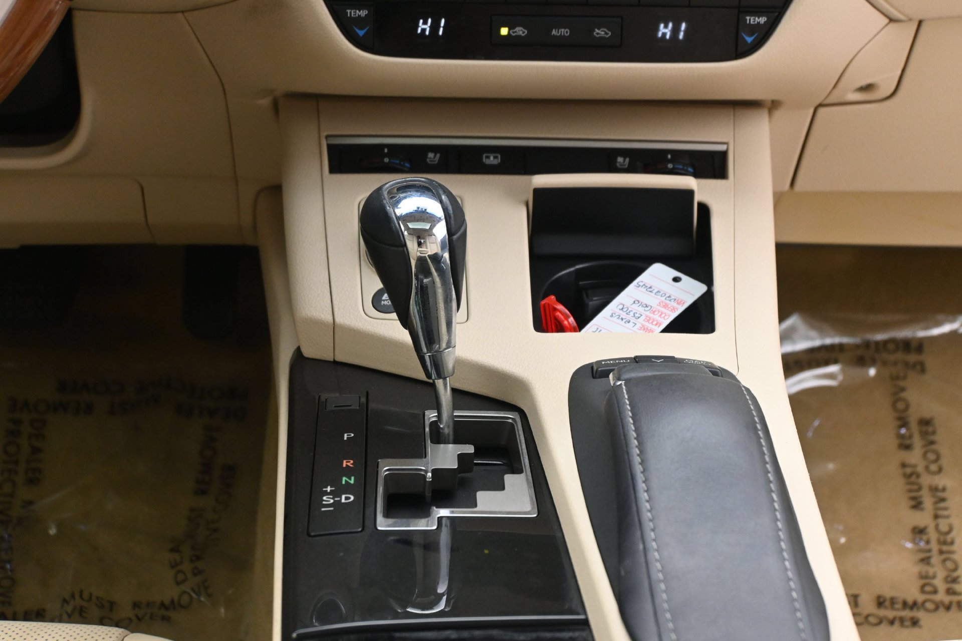 Used 2013 Lexus ES 300h w/ Luxury Pkg FWD image 19