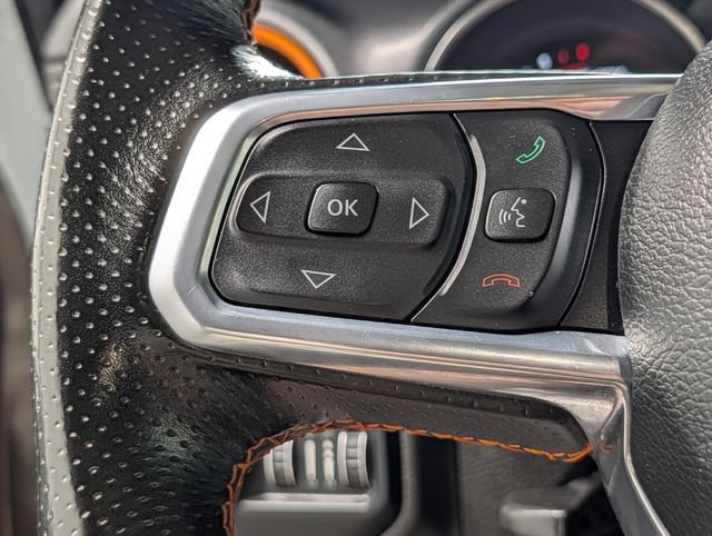 Used 2022 Jeep Gladiator Mojave w/ LED Lighting Group AWD/4WD image 17
