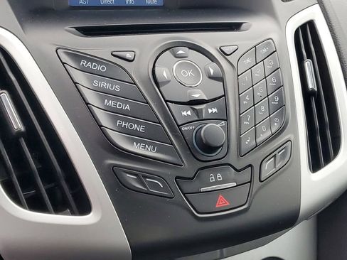 Used 2014 Ford Focus SE image 16