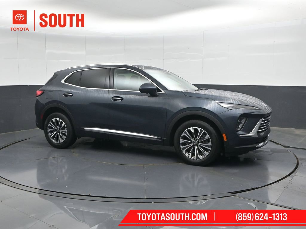 Used 2026 Buick Envision Preferred AWD/4WD image 1