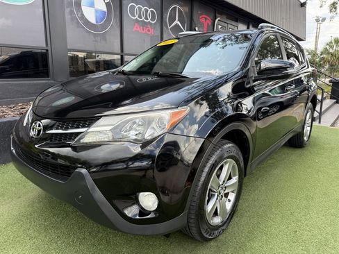 Used 2015 Toyota RAV4 XLE FWD image 1