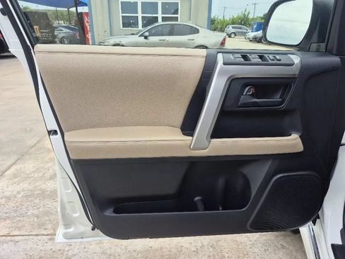 Used 2013 Toyota 4Runner SR5 RWD image 10