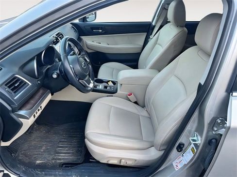 Used 2019 Subaru Outback 3.6R Limited w/ Popular Package #2 image 12