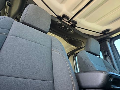 New 2026 Jeep Gladiator Sport image 14