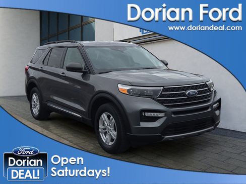 Used 2023 Ford Explorer XLT w/ Equipment Group 202A AWD/4WD image 1