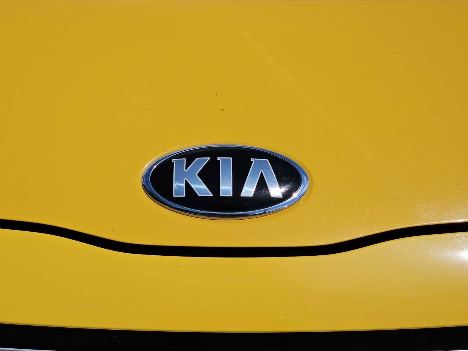Used 2020 Kia Soul LX FWD image 11
