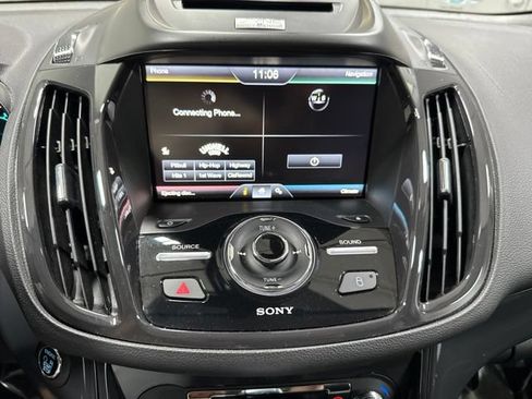 Used 2014 Ford Escape Titanium w/ Equipment Group 401A AWD/4WD image 17