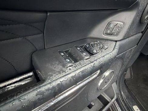 Used 2024 Ford Expedition Platinum image 20