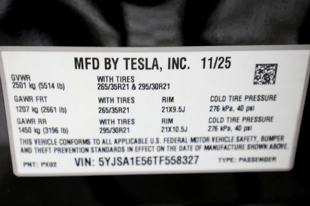 Used 2026 Tesla Model S AWD/4WD image 48