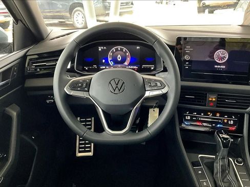 New 2026 Volkswagen Jetta Sport image 4