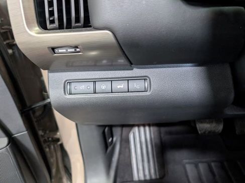 Used 2025 Nissan Pathfinder Platinum w/ Cargo Package AWD/4WD image 21