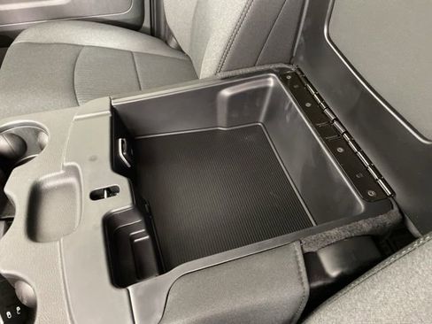 New 2024 RAM 3500 Tradesman w/ Chrome Appearance Group image 29