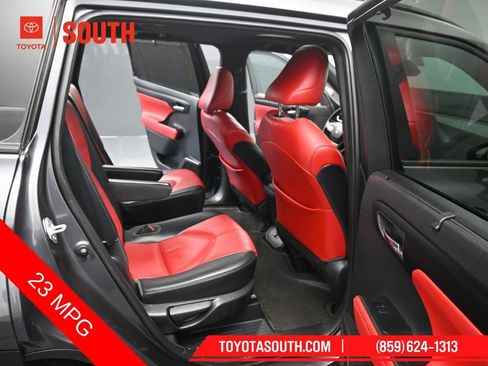 Used 2021 Toyota Highlander XSE AWD/4WD image 35