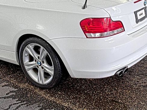 Used 2009 BMW 128i Convertible RWD image 13