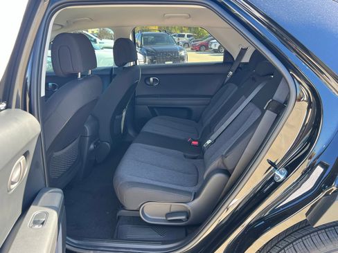 New 2026 Hyundai Ioniq 5 SE image 16