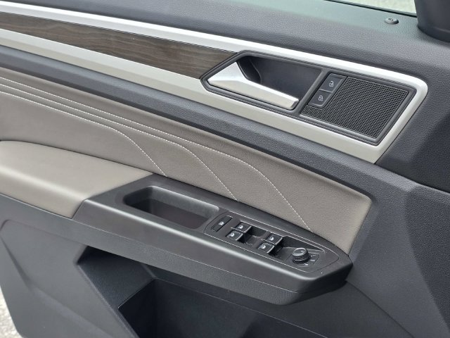 Used 2022 Volkswagen Atlas SE FWD image 18