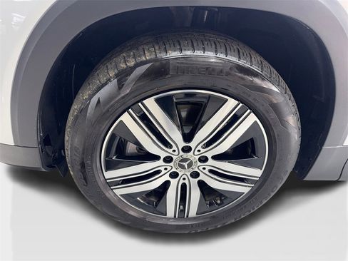 Used 2023 Mercedes-Benz EQB 300 4MATIC w/ Pinnacle Package image 86