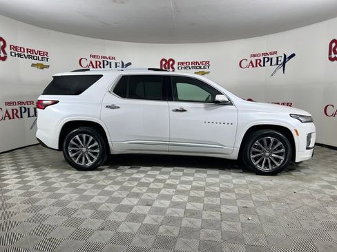 Used 2022 Chevrolet Traverse Premier w/ LPO, Cargo Package image 9