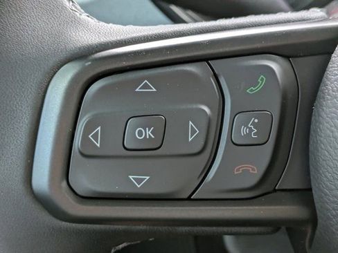 New 2025 Jeep Gladiator Sport image 21