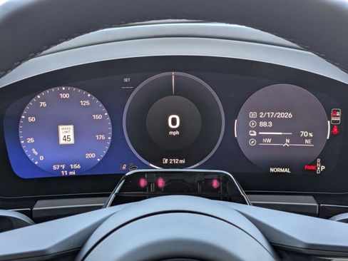 New 2026 Porsche Macan 4 Electric AWD/4WD image 16