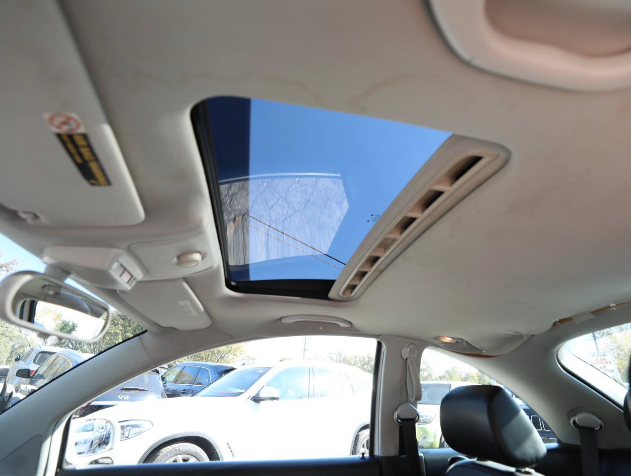 Used 2009 Volkswagen Beetle S FWD image 15
