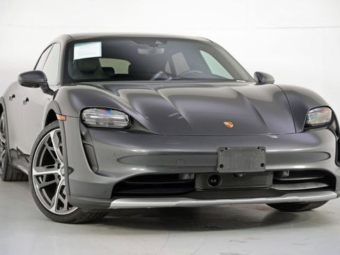 Used 2023 Porsche Taycan 4S w/ Technology Package image 4