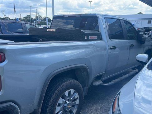 Used 2024 Chevrolet Silverado 2500 Custom w/ Custom Value Package AWD/4WD image 4