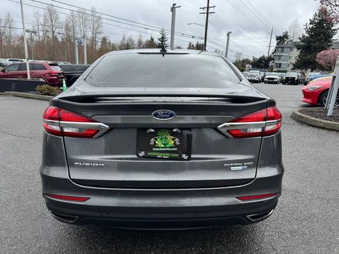 Used 2020 Ford Fusion Titanium image 5