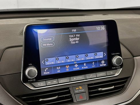 Used 2025 Nissan Altima 2.5 SR FWD image 21