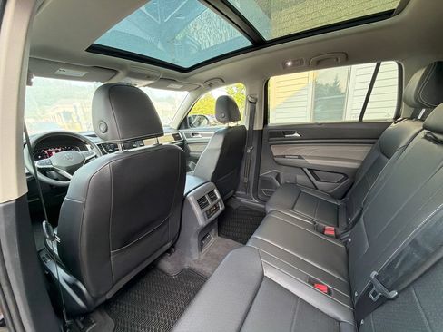 Used 2023 Volkswagen Atlas SEL AWD/4WD image 36