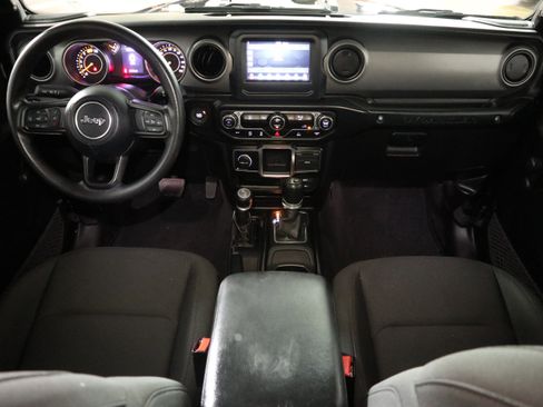 Used 2022 Jeep Wrangler Unlimited Sport image 15