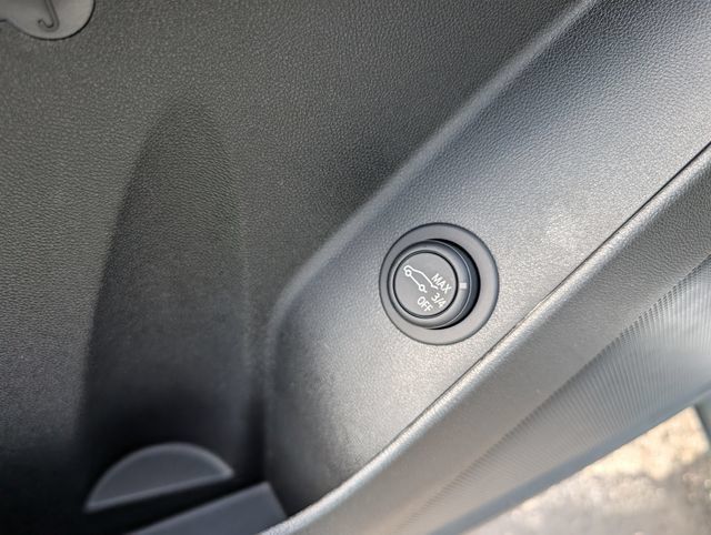 Used 2024 Chevrolet Equinox LT w/ LPO, Floor Liner Package FWD image 27