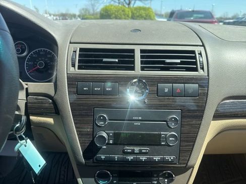 Used 2008 Ford Fusion SEL image 15