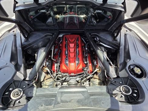 Used 2023 Chevrolet Corvette Stingray Premium Cpe w/ Z51 Performance Package RWD image 11