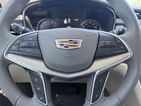 Certified 2023 Cadillac XT5 Premium Luxury FWD image 31