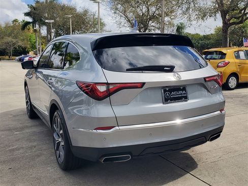 Used 2023 Acura MDX FWD w/ Technology Package image 5