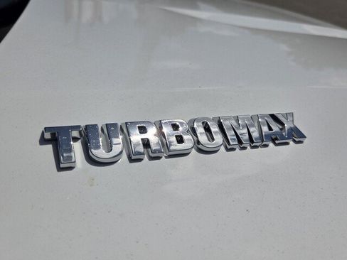 Certified 2024 Chevrolet Silverado 1500 Custom w/ Turbomax Blackout Package AWD/4WD image 33