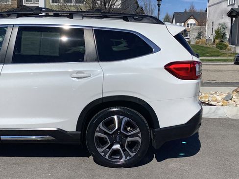 Used 2023 Subaru Ascent Limited w/ Technology Package image 4